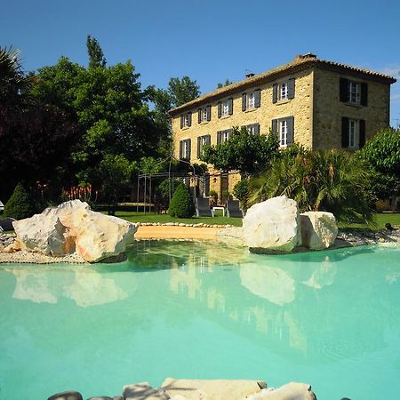 Bastide Des Princes B&B Caderousse Bagian luar foto