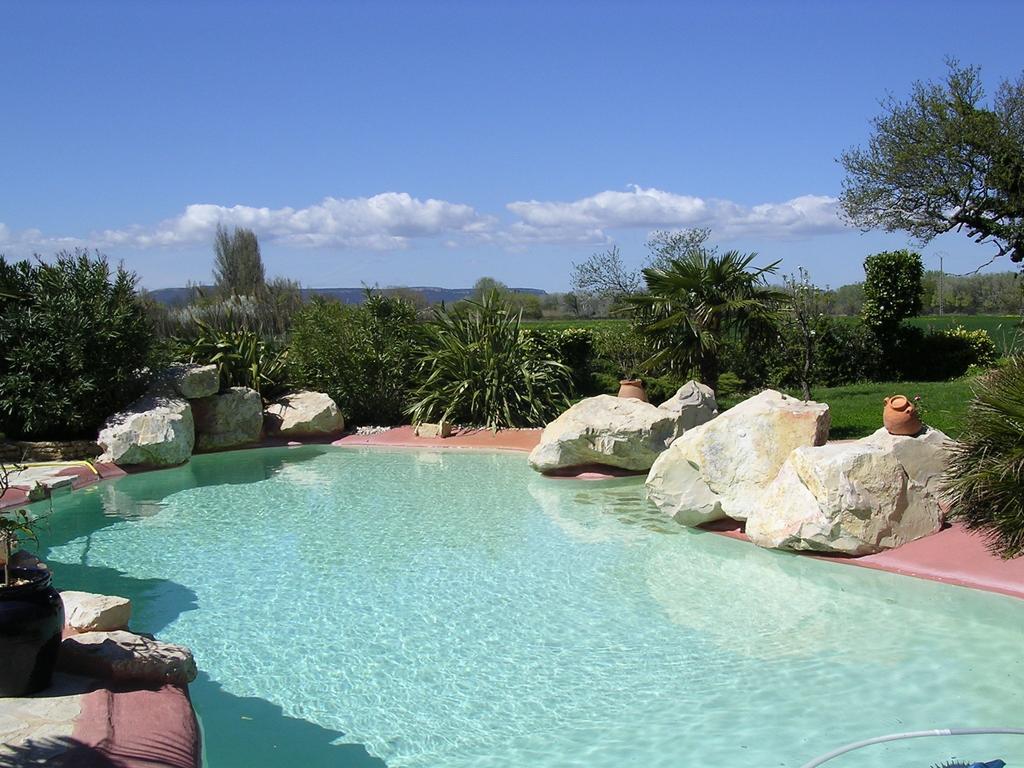Bastide Des Princes B&B Caderousse Bagian luar foto
