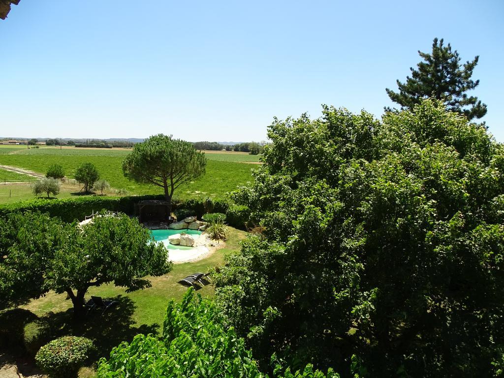 Bastide Des Princes B&B Caderousse Bagian luar foto